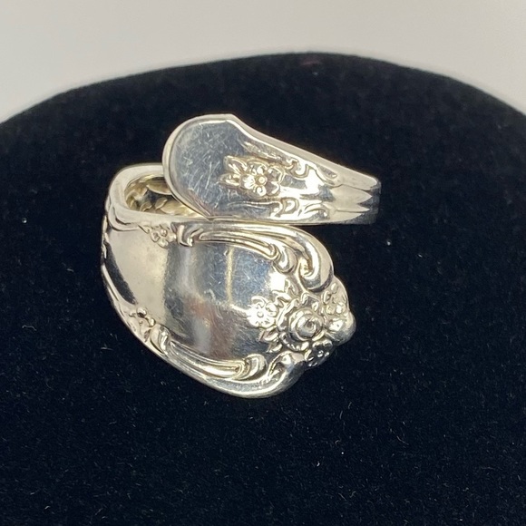 Knife 🔪 End Necklace and Small Spoon Tea Spoon 🥄 Ring - Picture 8 of 8